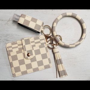 Checker Print Wristlet Keychain Sanitizer Holder Wallet Cream black
